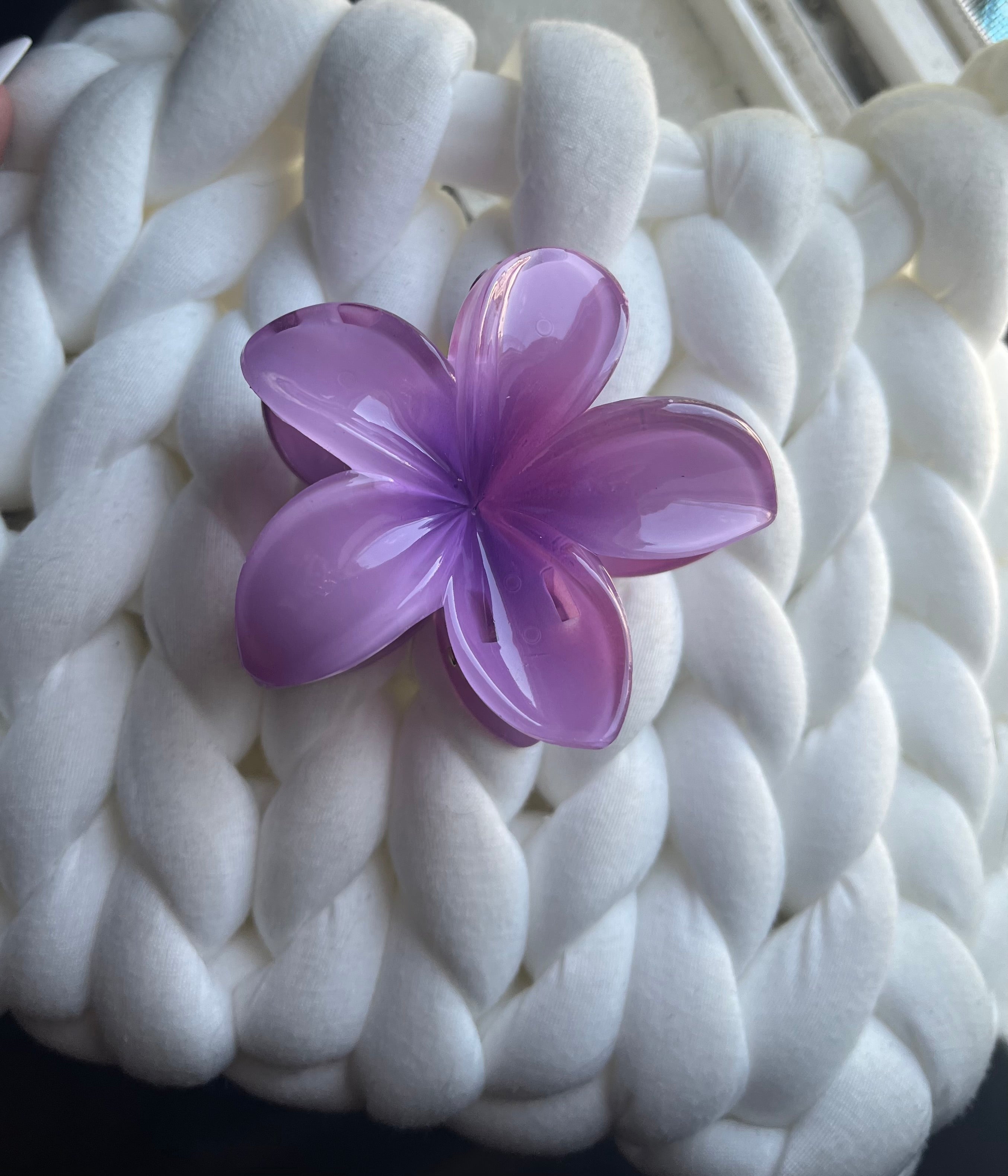 Flower hair claw clip