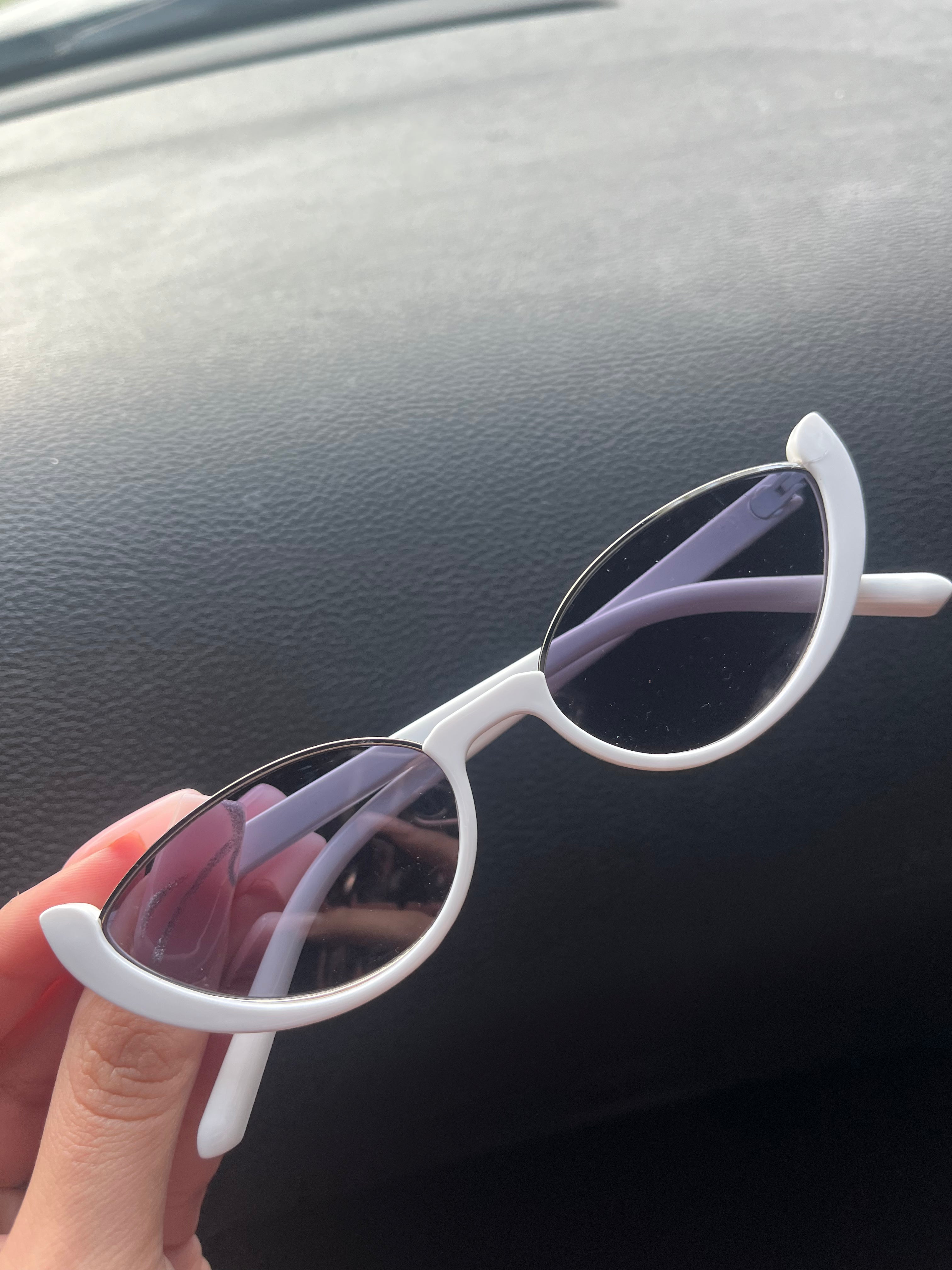 Roxie retro white sunglasses