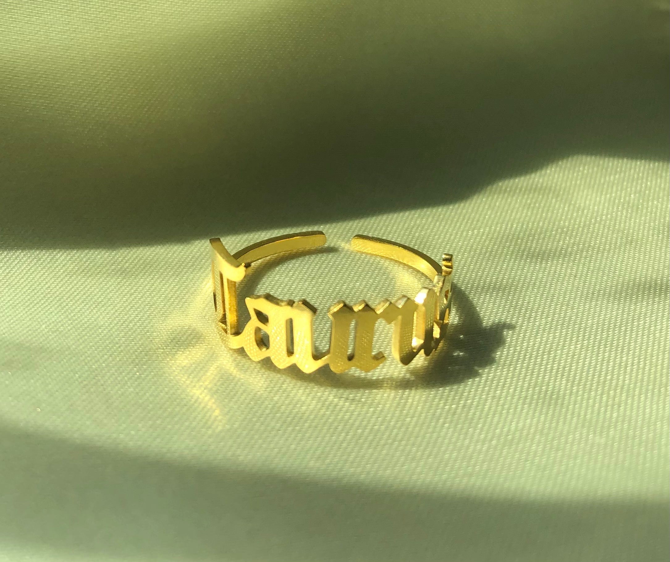 What’s Your Zodiac Rings