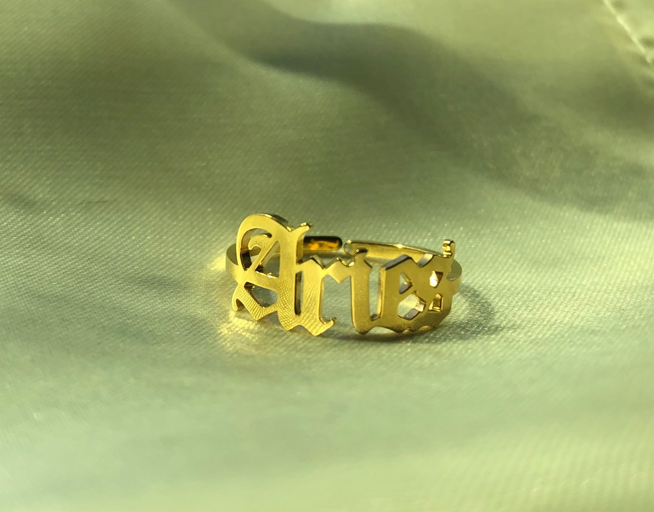 What’s Your Zodiac Rings