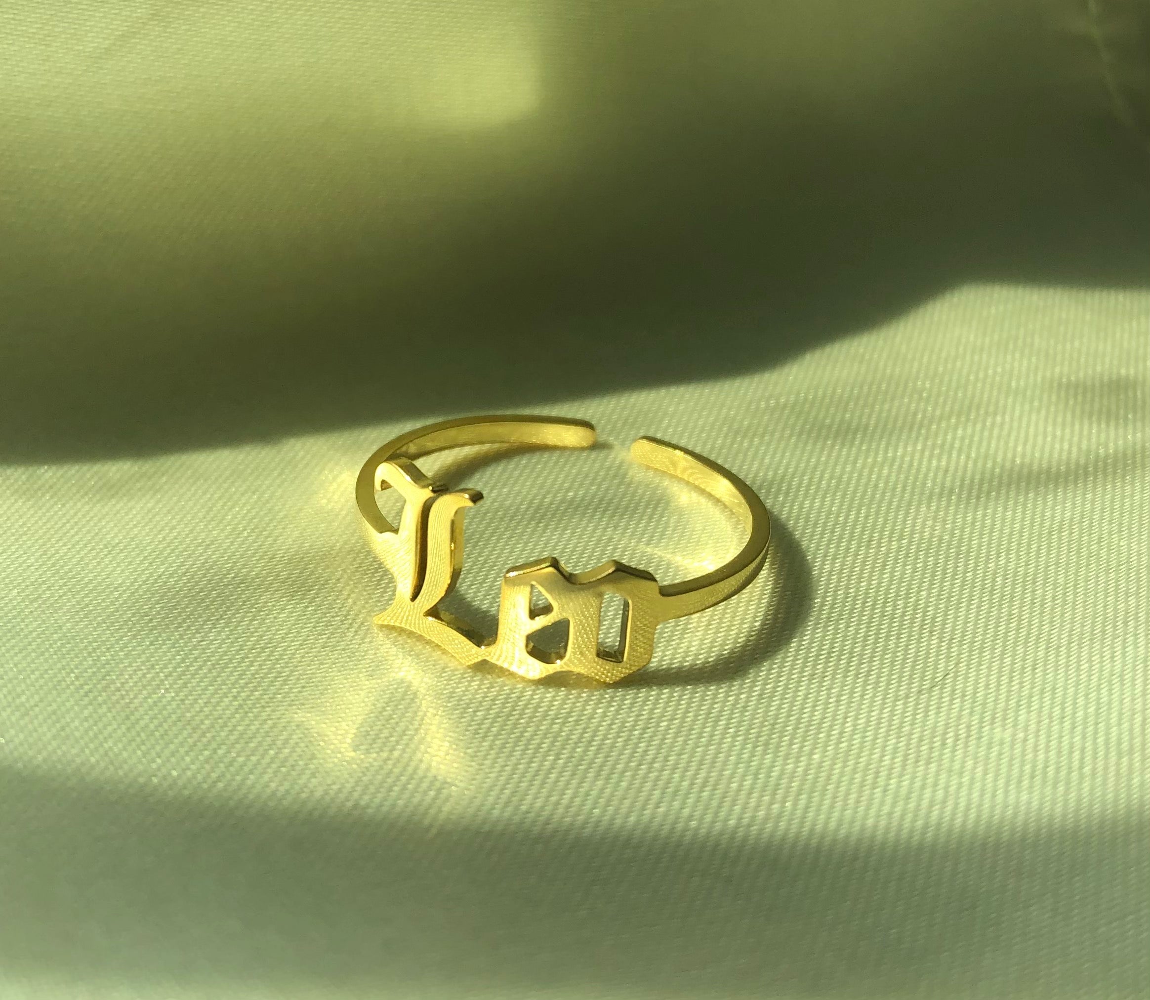 What’s Your Zodiac Rings